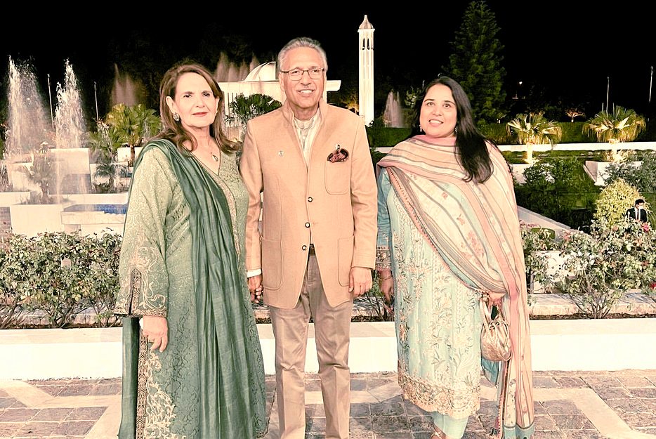 Shahmeen Islam with Dr. Arif Alvi and Mrs. Samina Alvi
